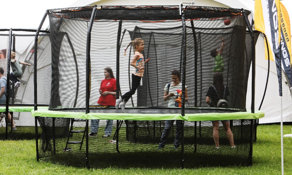 Батут Hasttings Sky MAX 4,88 м, 16 футов — изображение 9