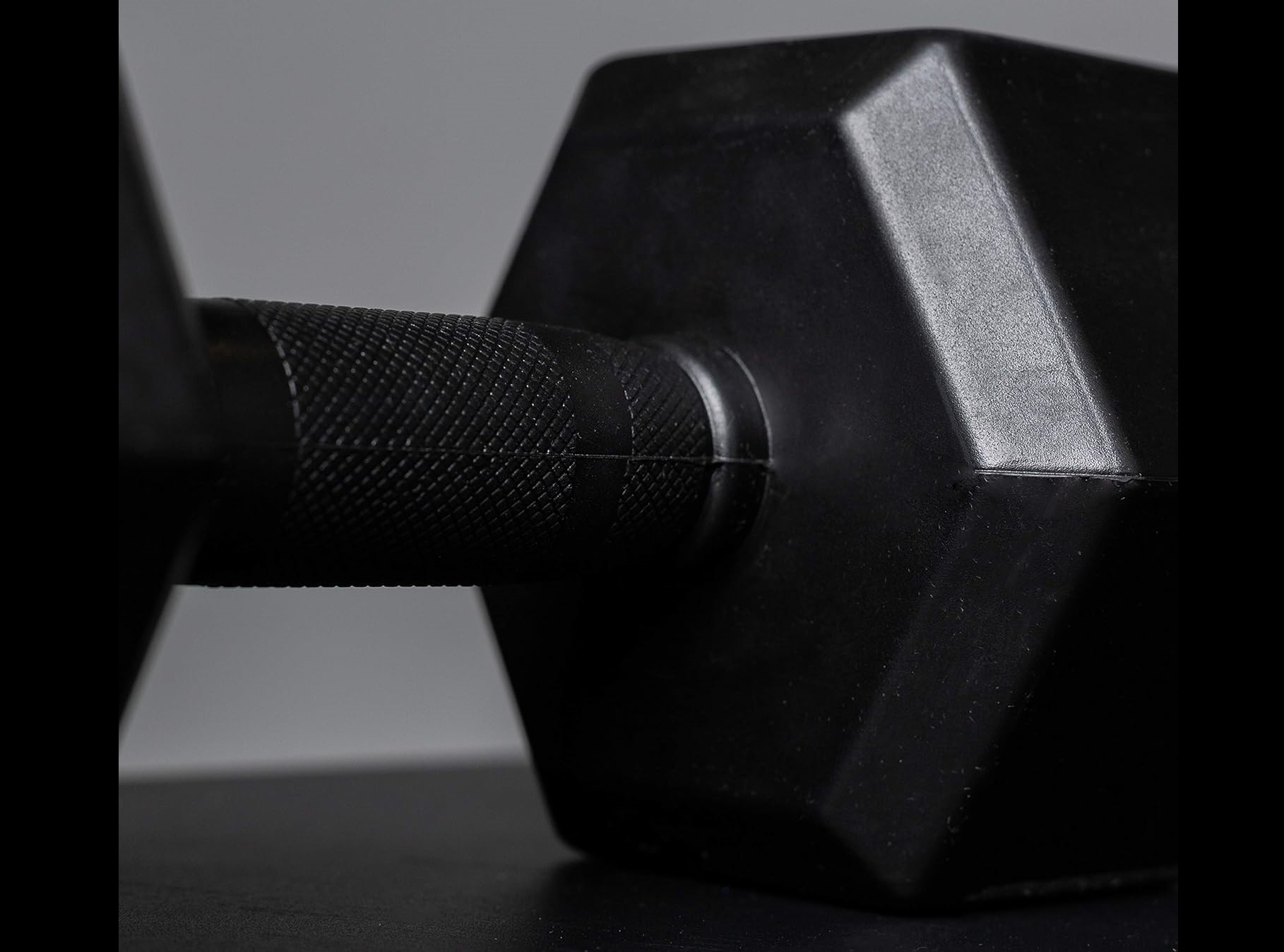 Гантель с обрезиненной ручкой 2.5 кг гексагональная — изображение 4