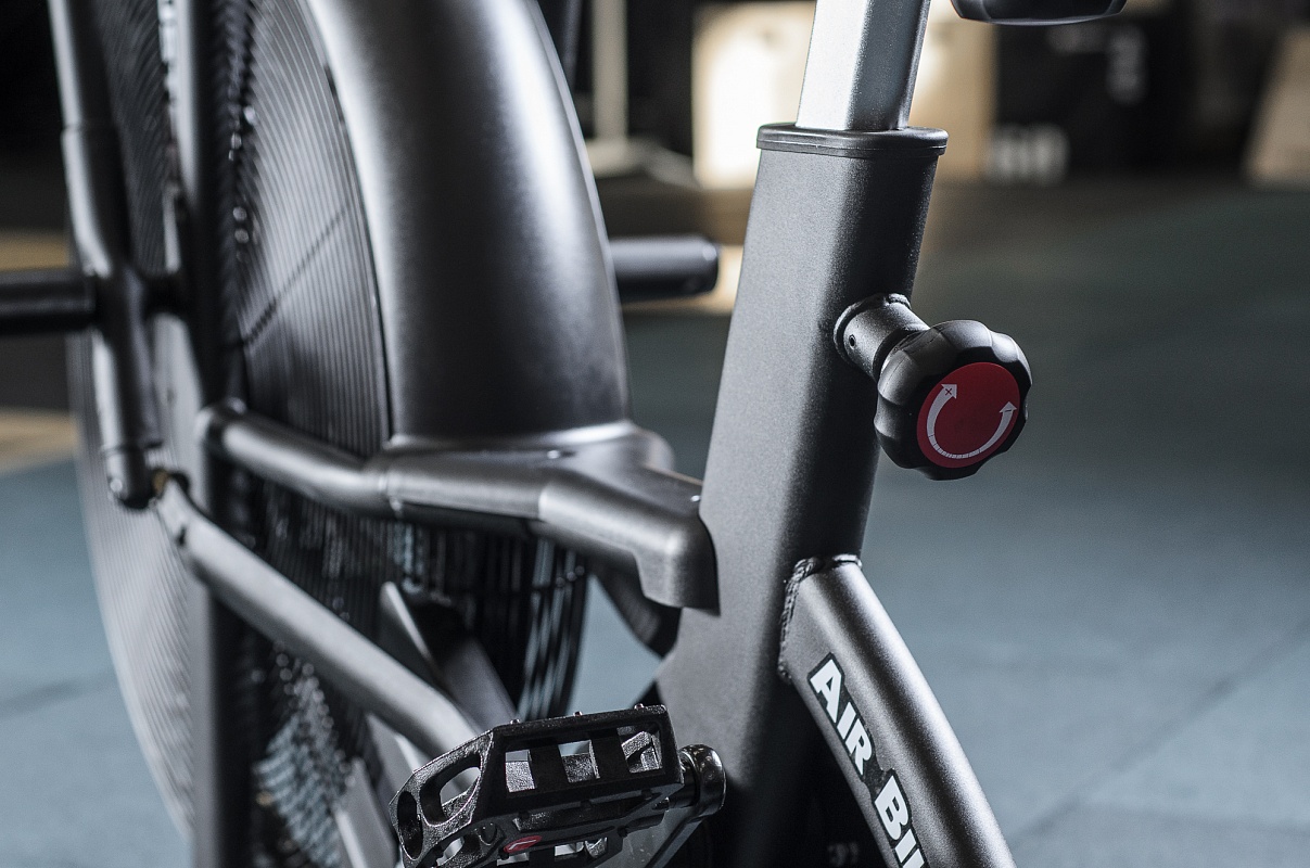 Велотренажер YOUSTEEL AirBike — изображение 9