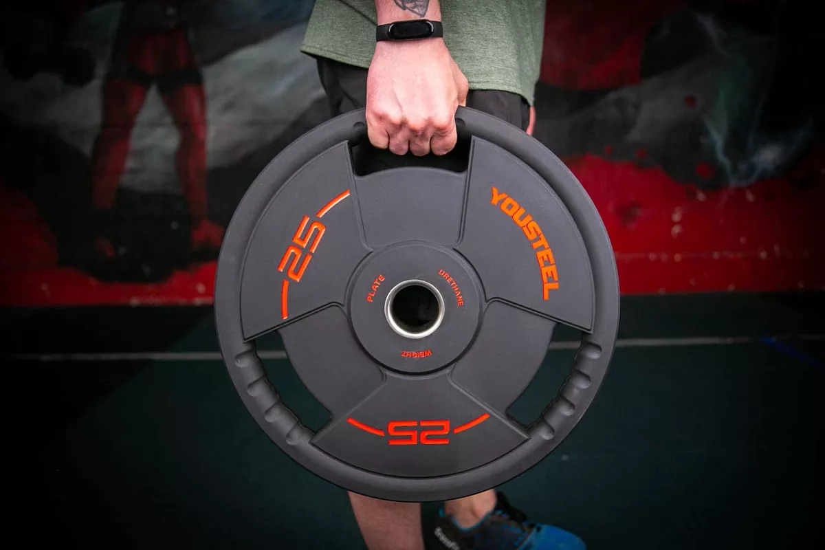 Диск TPU с ручками 25 кг — изображение 2