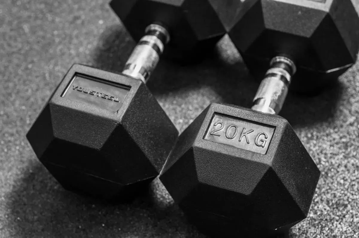 Гантель 12.5 кг гексагональная — изображение 7