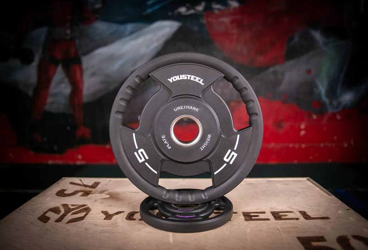 Диск TPU с ручками 5 кг